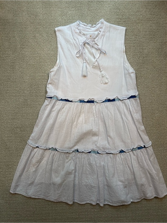 j. marie Dresses & Skirts - J Marie White Tiered Tie-Neck Dress